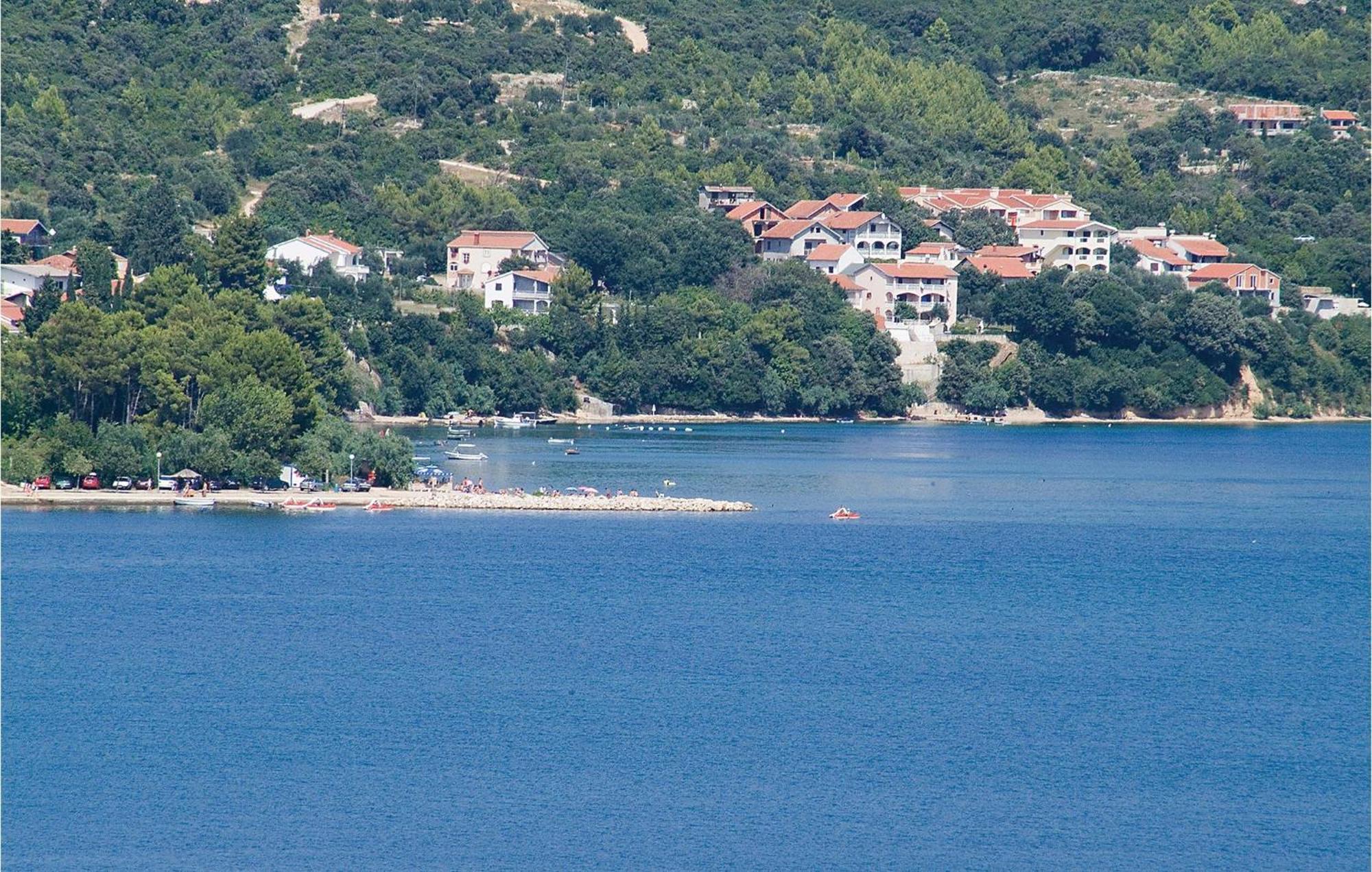 Cozy Apartment In Posedarje With House Sea View Zewnętrze zdjęcie